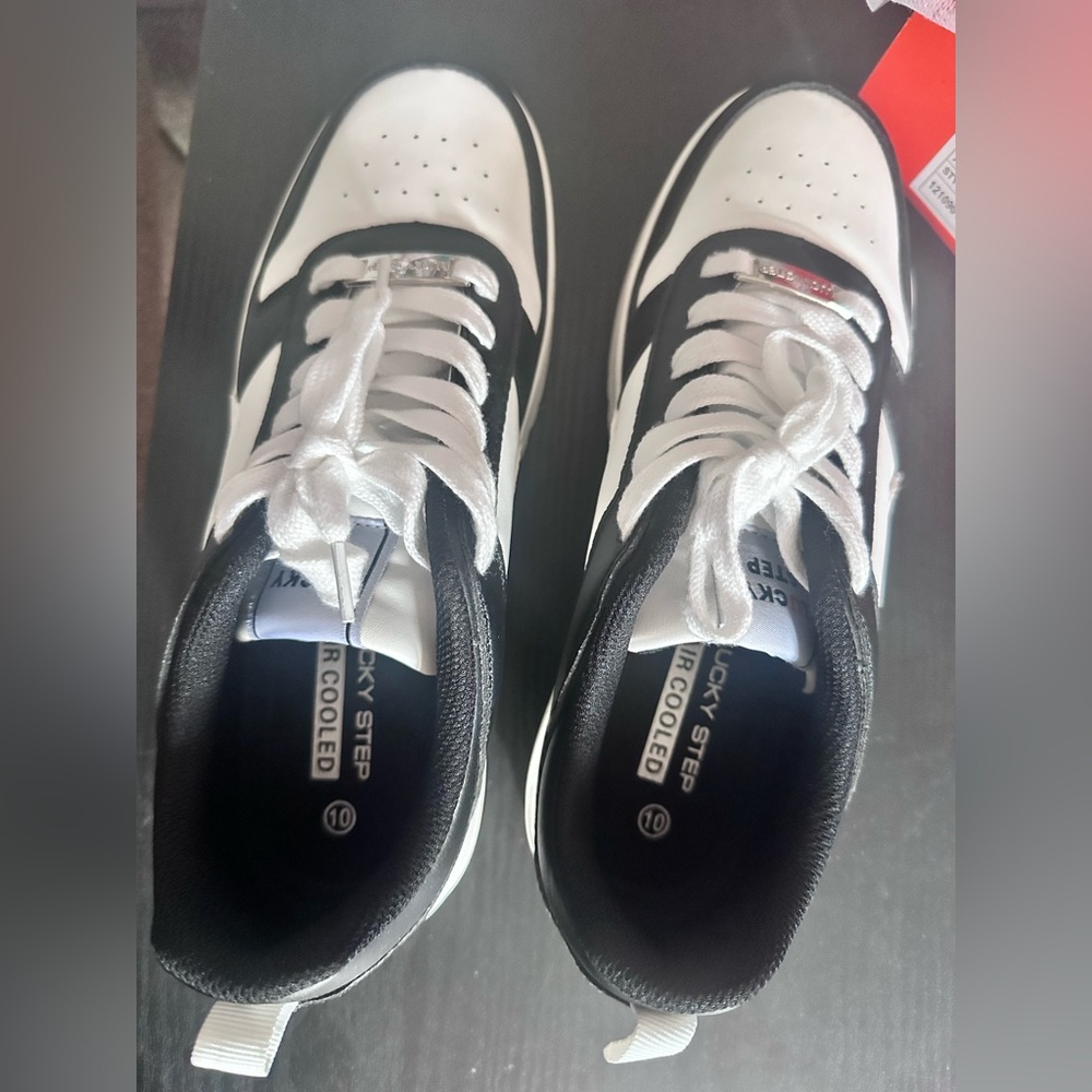 Lucky Step Fashion Sneakers Black and White - Picture 8 of 9